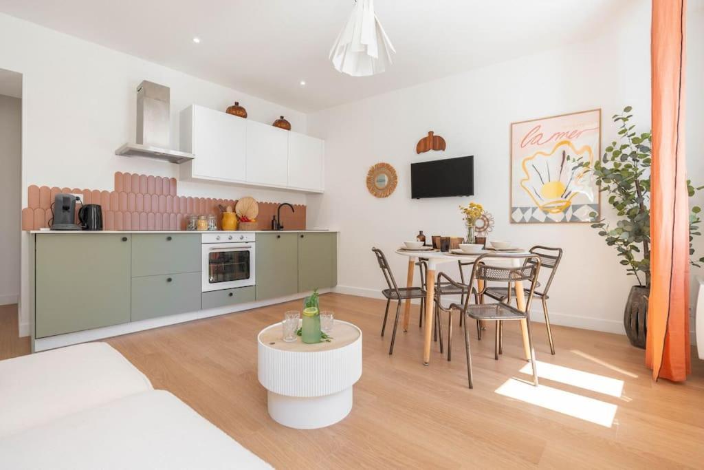 Charmant T3 Sur Jolie Place, Parking Inclus, Clim La Ciotat Exteriör bild
